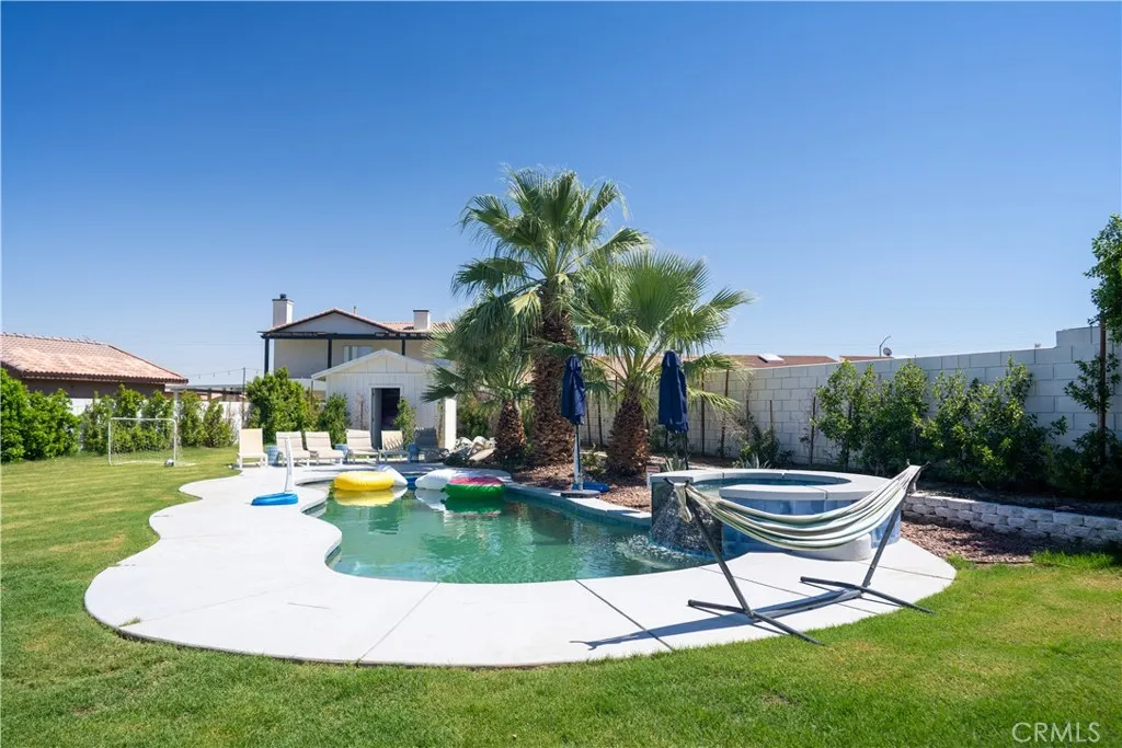 43700 Brahea Court, Indio, California 92201 home-pic-16