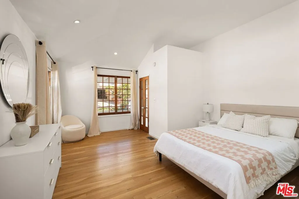 2716 6th Street, Santa Monica, California 90405 home-pic-11