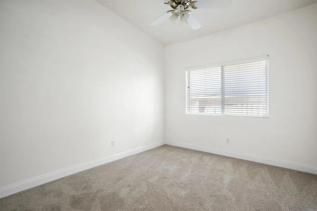 1 Corte Rossa, Lake Elsinore, California 92532 home-pic-33