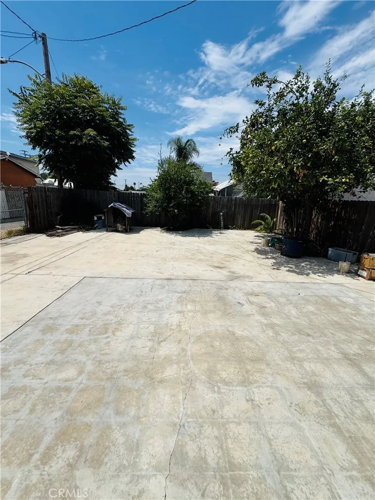 7411 Elsie, Los Angeles, California 90001 home-pic-22