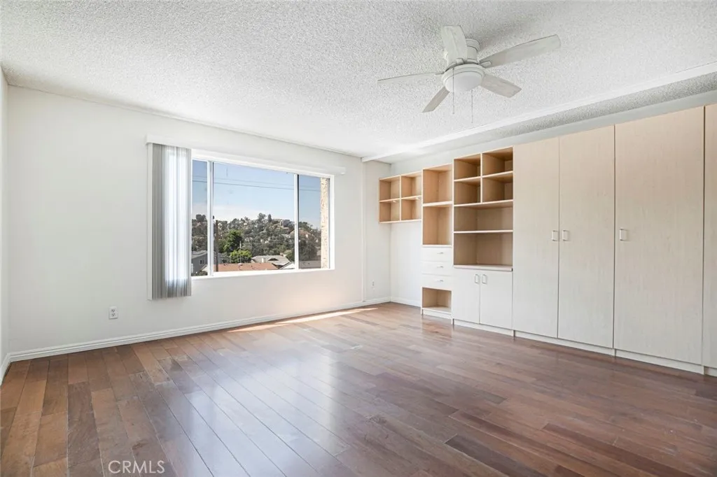 1422 Rock Glen 210, Glendale, California 91205 home-pic-7