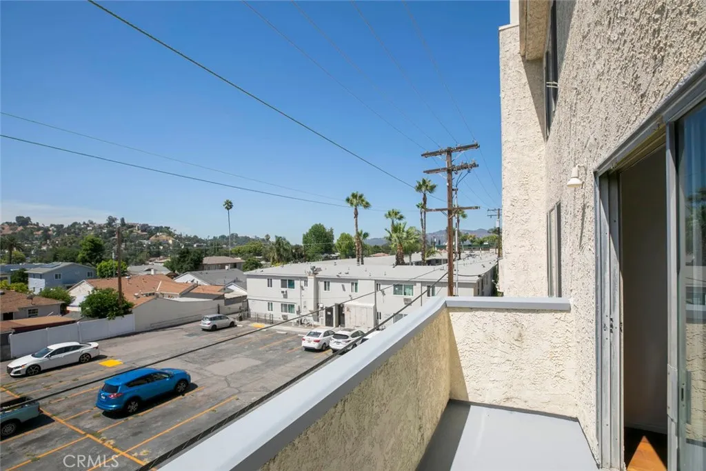 1422 Rock Glen 210, Glendale, California 91205 home-pic-10