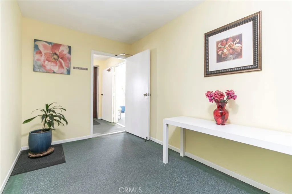 1422 Rock Glen 210, Glendale, California 91205 home-pic-18