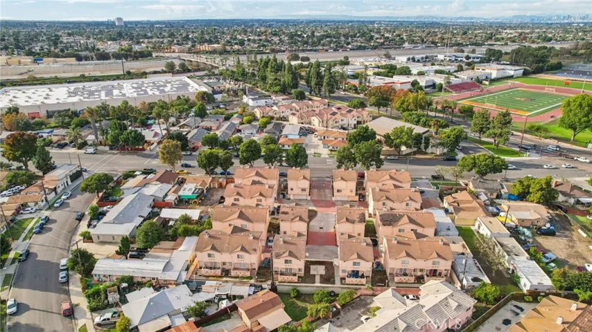 15928 Hunsaker 7, Paramount, California 90723