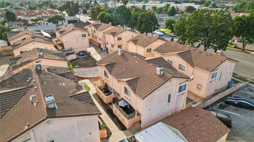 15928 Hunsaker 7, Paramount, California 90723