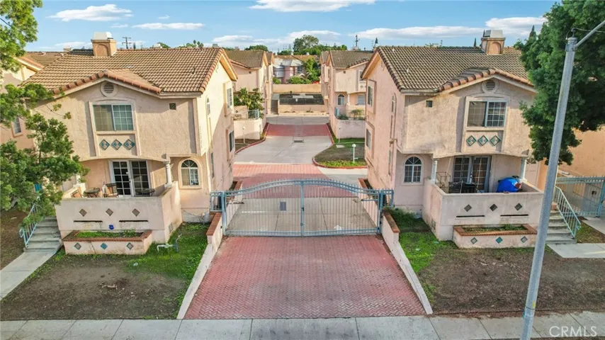 15928 Hunsaker 7, Paramount, California 90723