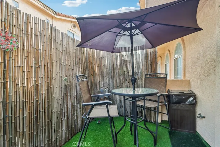 15928 Hunsaker 7, Paramount, California 90723
