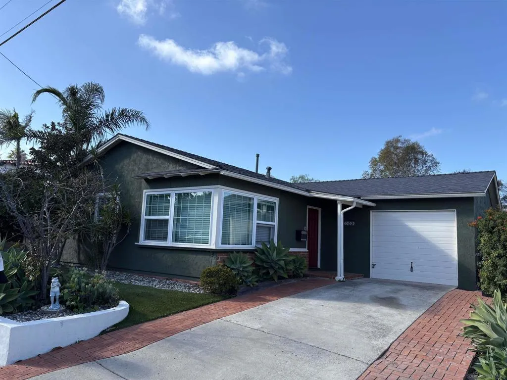 3466 Wisteria Dr, San Diego, California 92106 home-pic-16