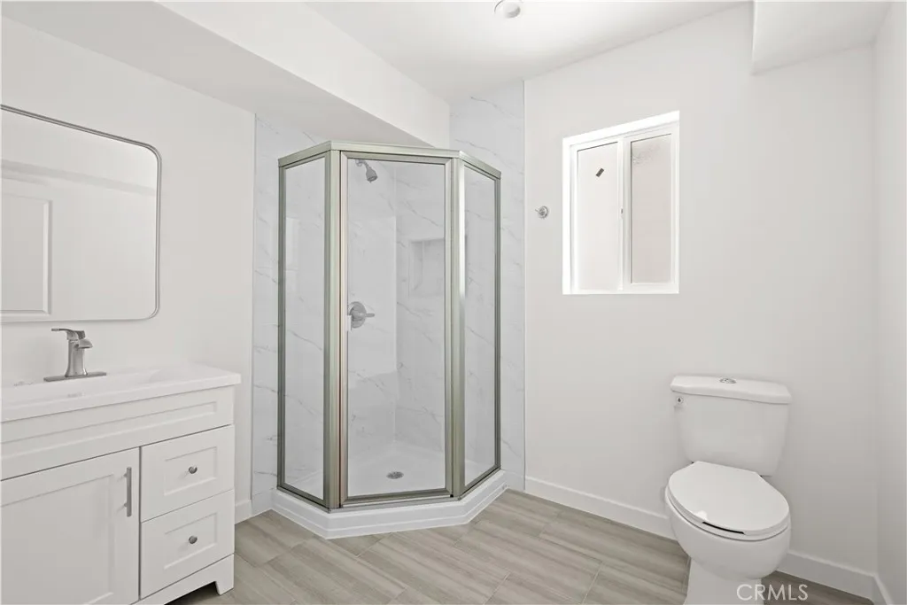 5218 Auckland Avenue, Toluca Lake, California 91601 home-pic-57