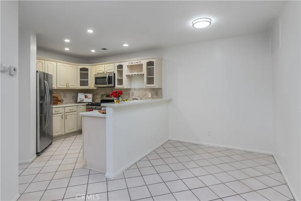 2853 Ashley Drive, Pasadena, California 91107 home-pic-19