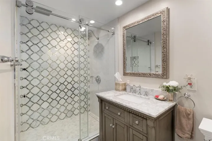 5342 Kenilworth, Huntington Beach, California 92649