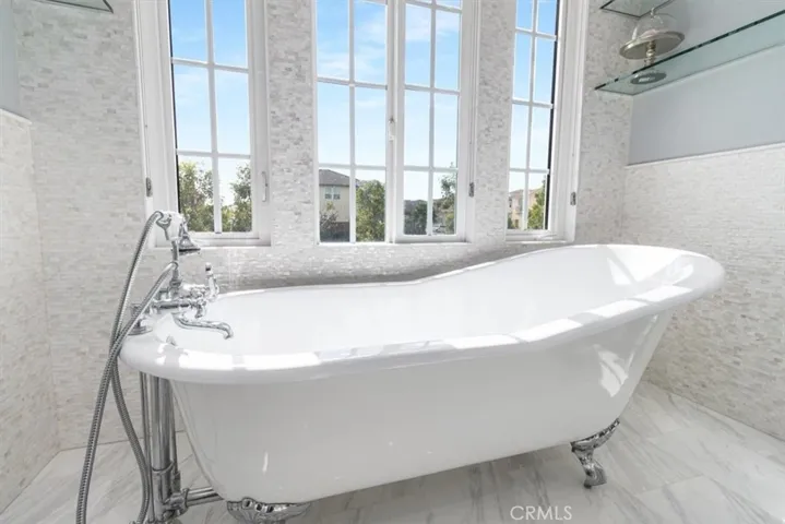 5342 Kenilworth, Huntington Beach, California 92649