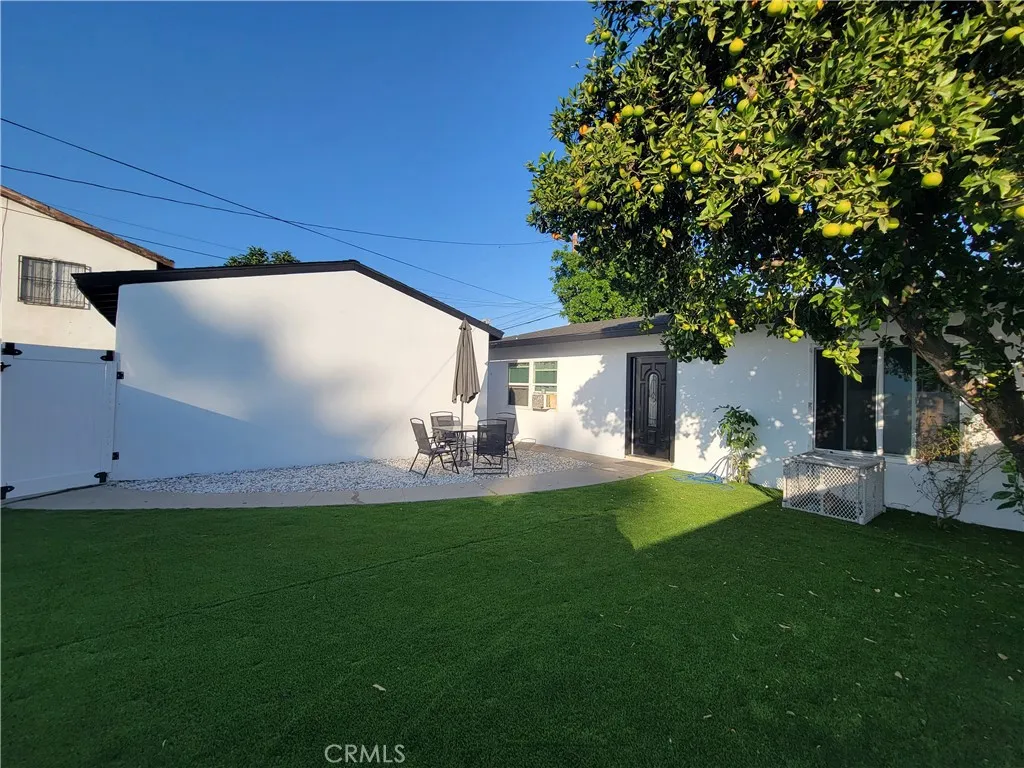 6122 Wilcox, Maywood, California 90270 home-pic-20