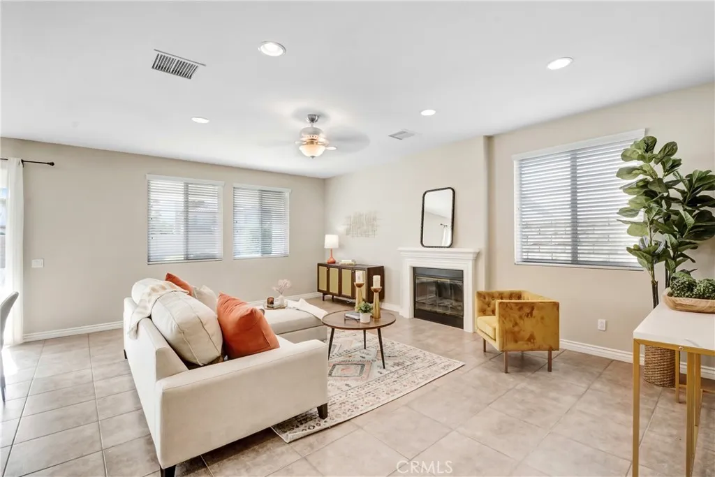 149 Paseo Vista, Palm Desert, California 92260 home-pic-1