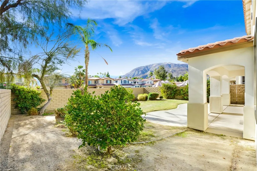 149 Paseo Vista, Palm Desert, California 92260 home-pic-15