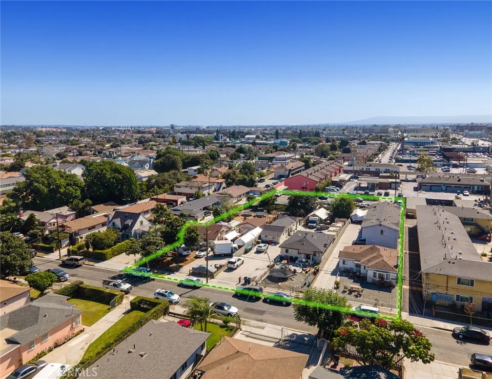 4322 W 106th, Inglewood, California 90304 home-pic-0