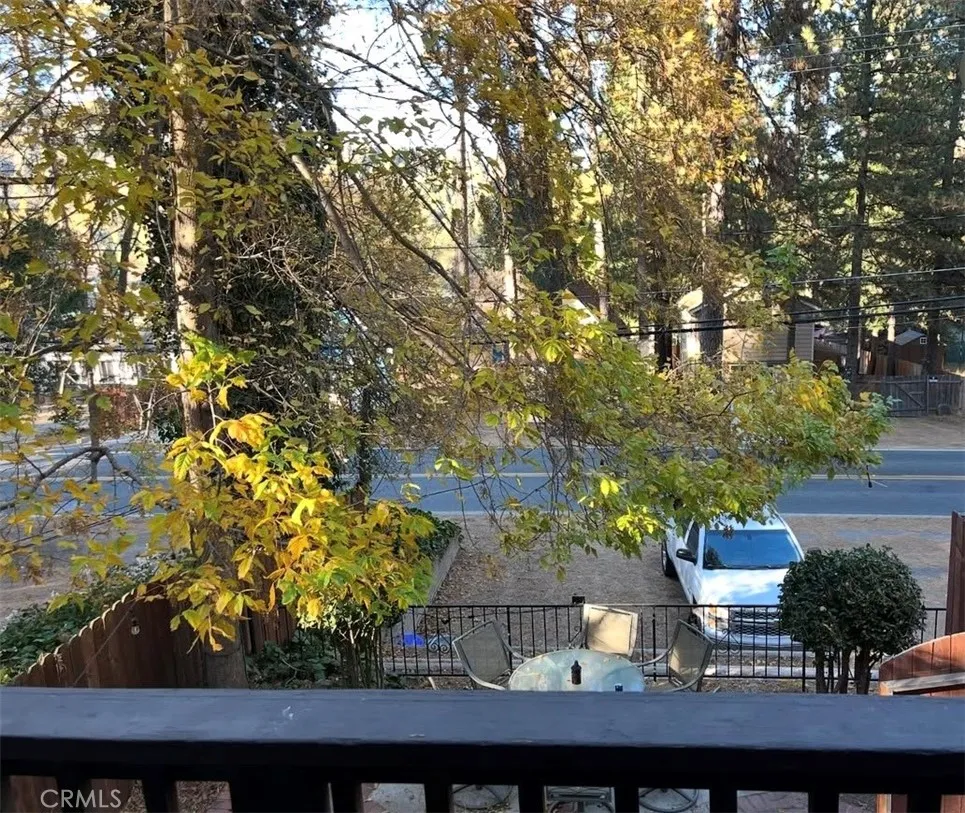 22903 Waters Drive, Crestline, California 92325 home-pic-6