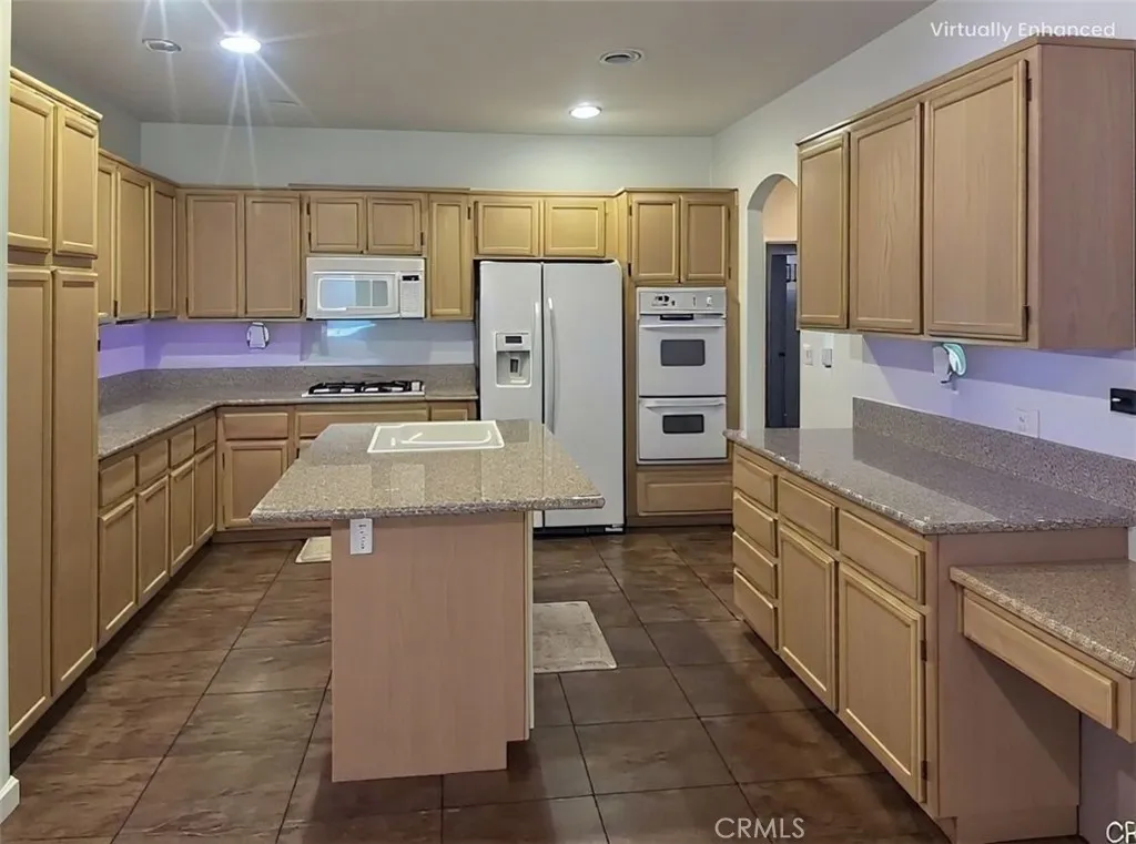 25633 Macintosh Court, Menifee, California 92585 home-pic-6