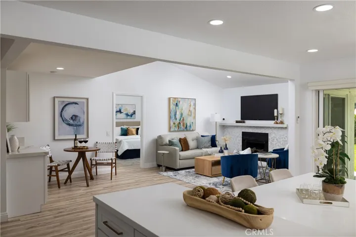 23721 Villena, Mission Viejo, California 92692