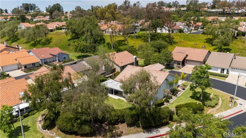 23721 Villena, Mission Viejo, California 92692