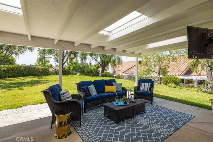 23721 Villena, Mission Viejo, California 92692