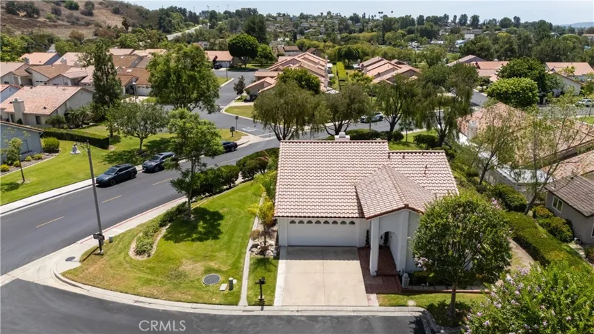 23721 Villena, Mission Viejo, California 92692