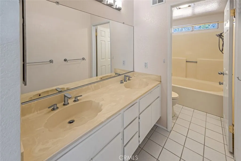 248 Sundance Court, Azusa, California 91702 home-pic-18