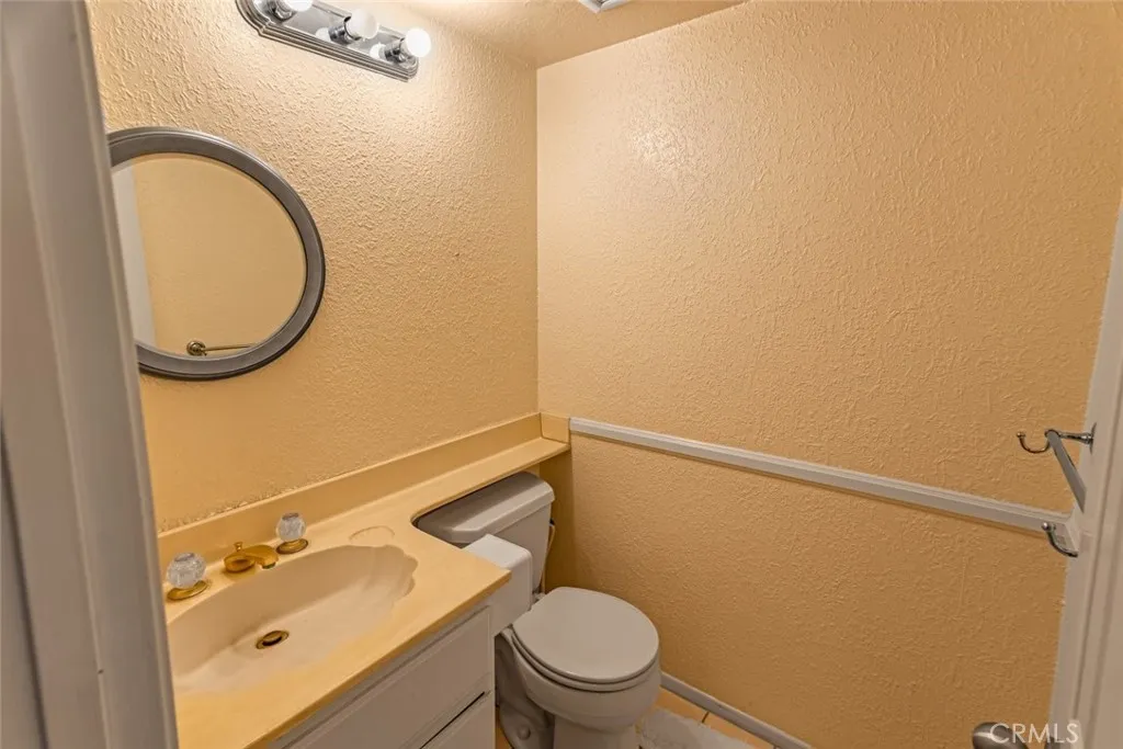 248 Sundance Court, Azusa, California 91702 home-pic-10