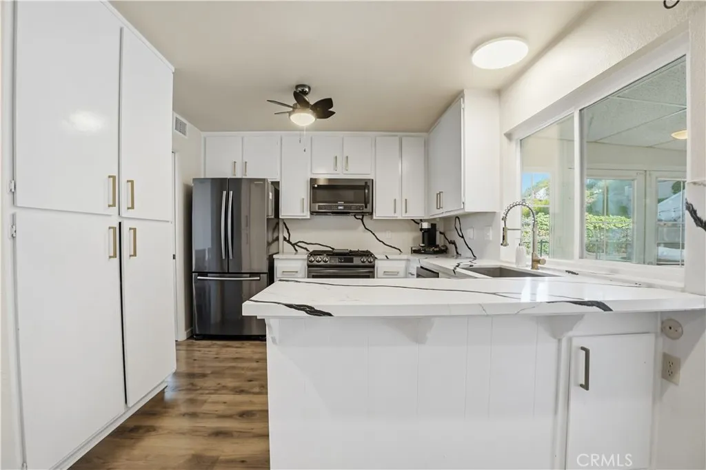 6320 Fairlynn, Yorba Linda, California 92886 home-pic-11
