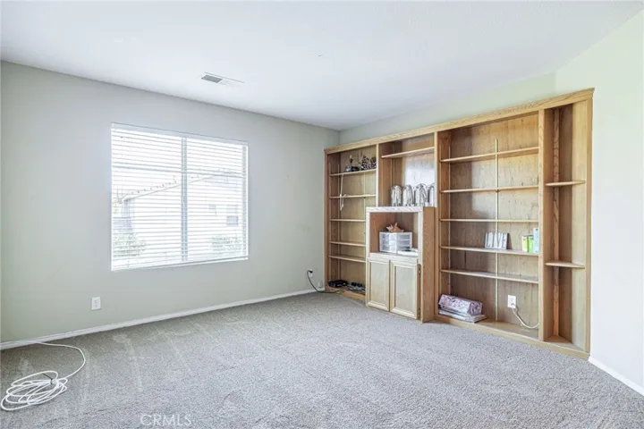 45620 17th W, Lancaster, California 93534