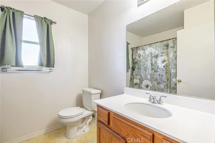 45620 17th W, Lancaster, California 93534