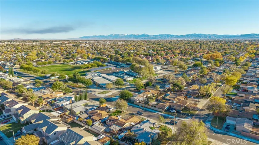 45620 17th W, Lancaster, California 93534