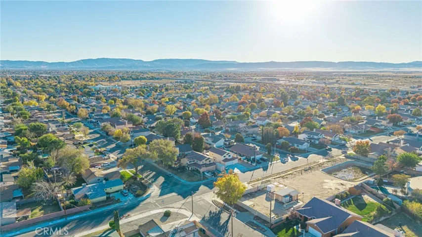 45620 17th W, Lancaster, California 93534