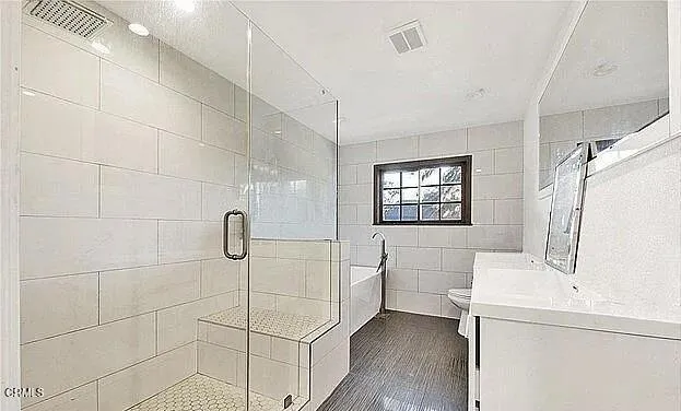 2nd house bathroom 1