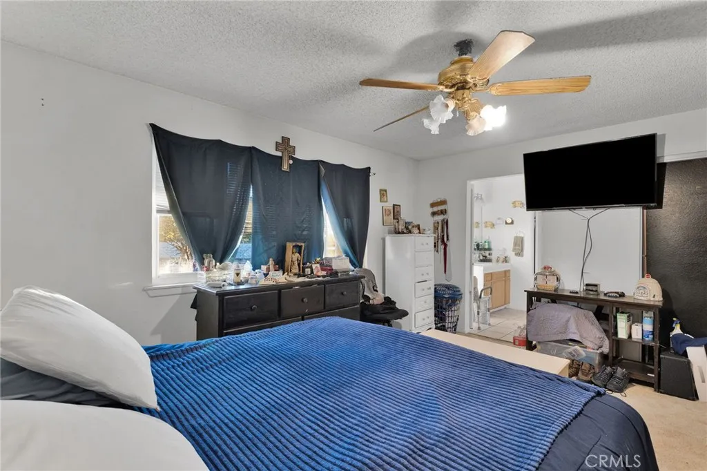 13167 Olathe Road, Apple Valley, California 92308 home-pic-28