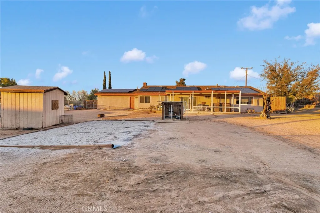 13167 Olathe Road, Apple Valley, California 92308 home-pic-36