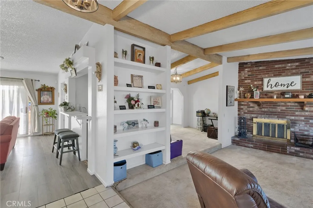 13167 Olathe Road, Apple Valley, California 92308 home-pic-2