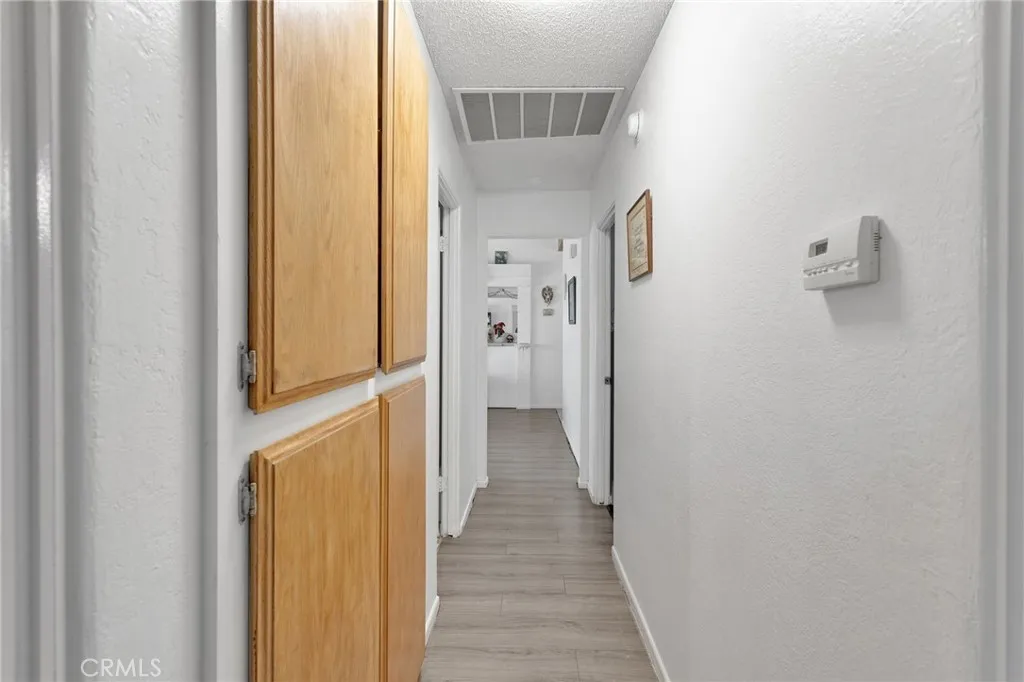 13167 Olathe Road, Apple Valley, California 92308 home-pic-26