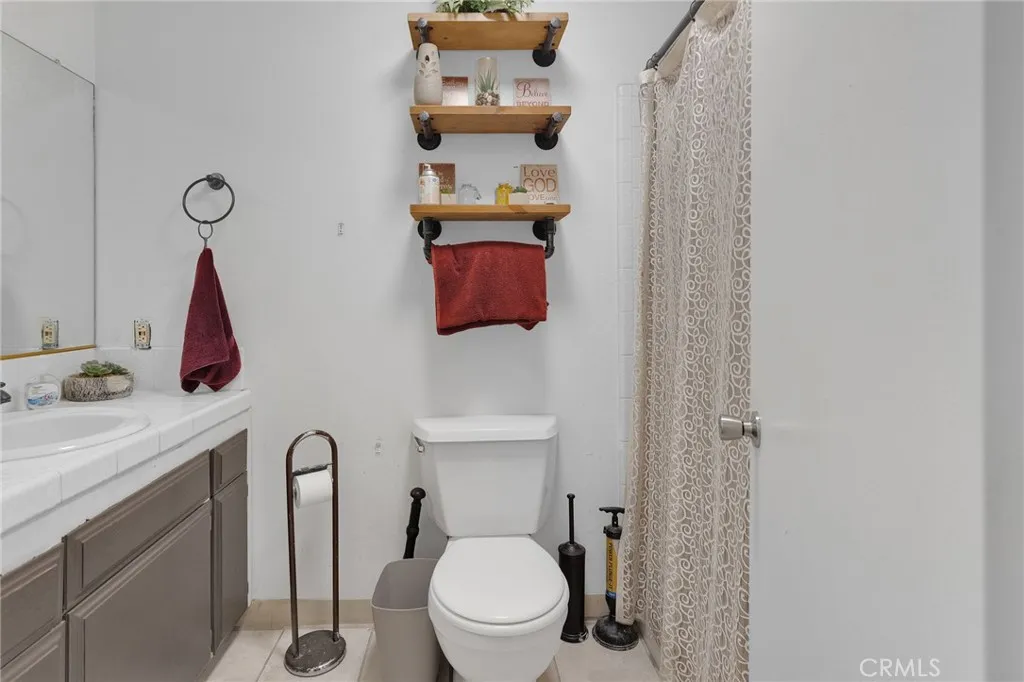 13167 Olathe Road, Apple Valley, California 92308 home-pic-21