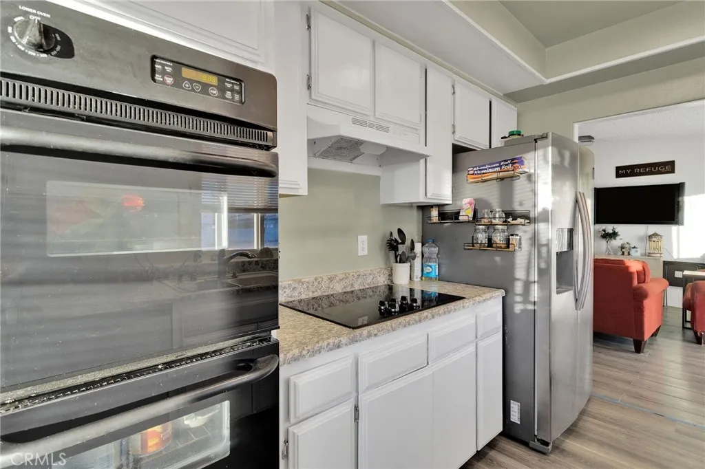 13167 Olathe Road, Apple Valley, California 92308 home-pic-18