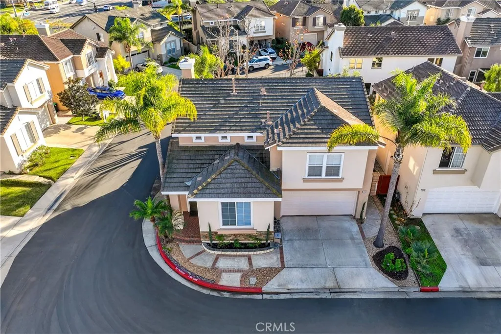 1203 Hazel Place, Costa Mesa, California 92626 home-pic-49