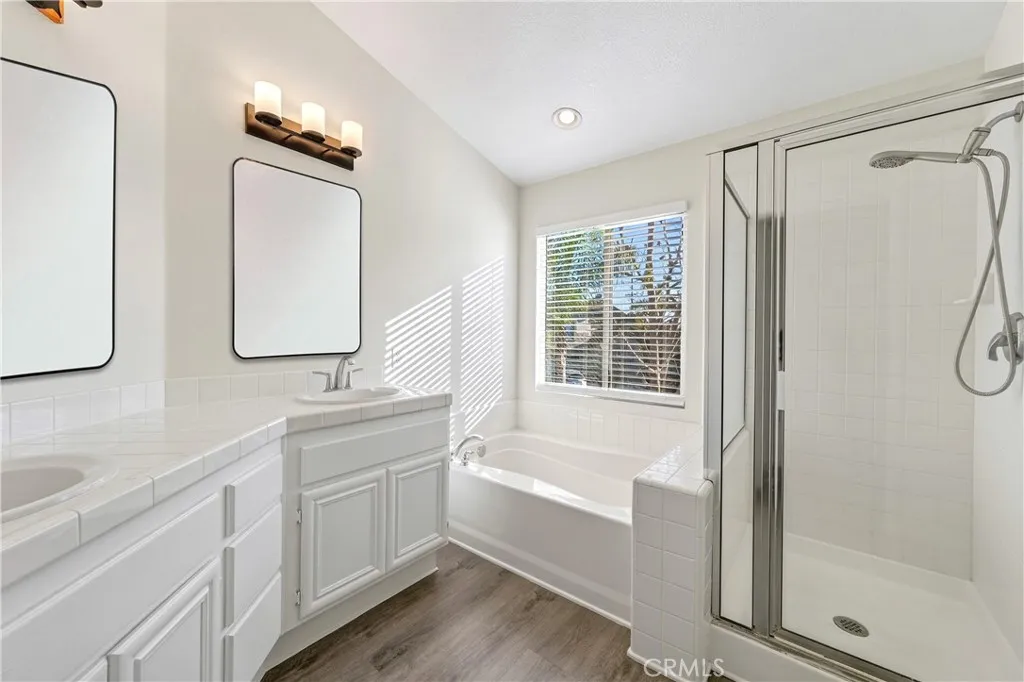 1203 Hazel Place, Costa Mesa, California 92626 home-pic-35