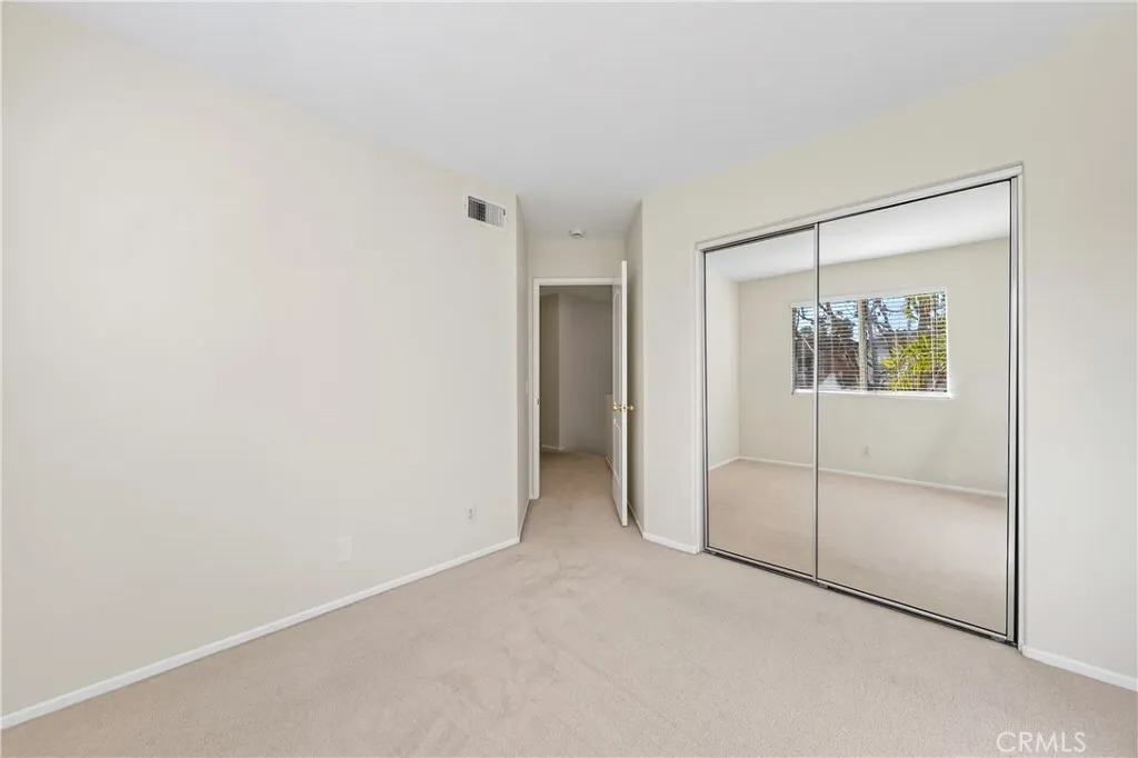 1203 Hazel Place, Costa Mesa, California 92626 home-pic-22
