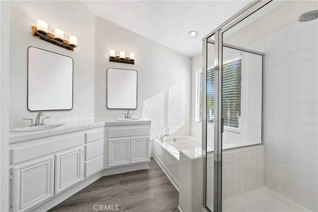 1203 Hazel Place, Costa Mesa, California 92626 home-pic-34