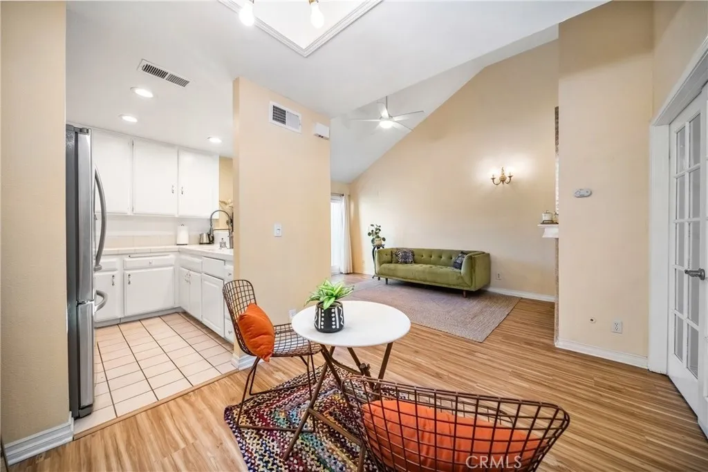 22421 Sherman Way 10, West Hills, California 91307 home-pic-11