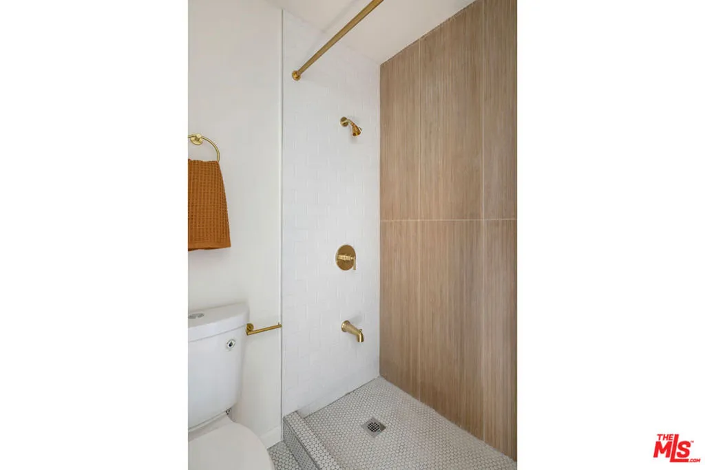 2931 Paola Avenue, Los Angeles, California 90032 home-pic-18