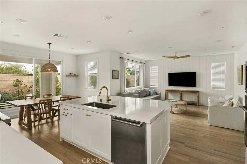 26167 Meadow Drive, San Juan Capistrano, California 92675 home-pic-5