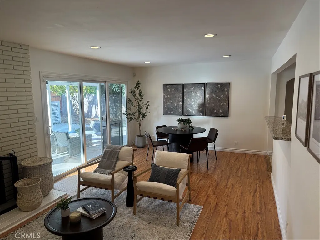 2437 Fordham, Costa Mesa, California 92626 home-pic-12