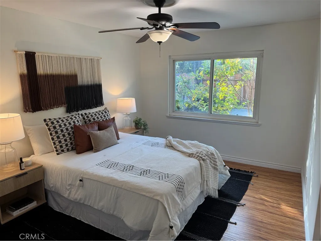 2437 Fordham, Costa Mesa, California 92626 home-pic-16