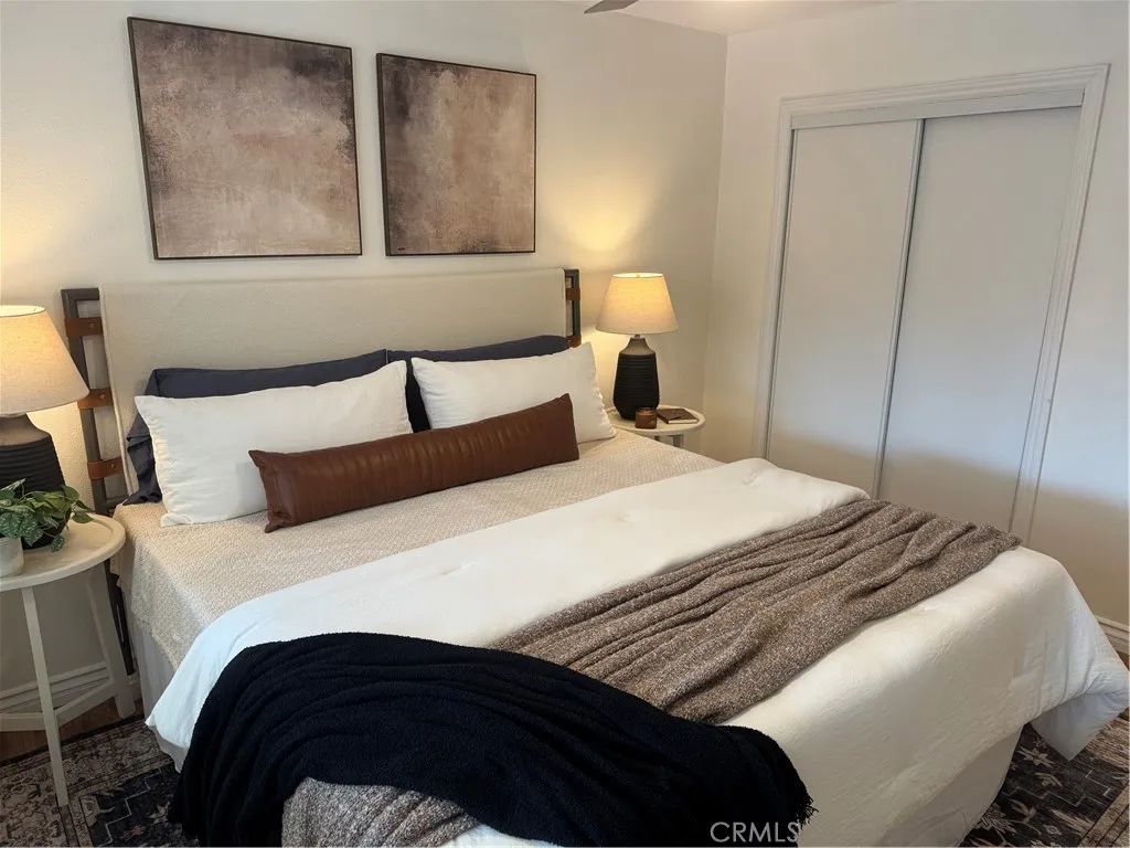 2437 Fordham, Costa Mesa, California 92626 home-pic-10